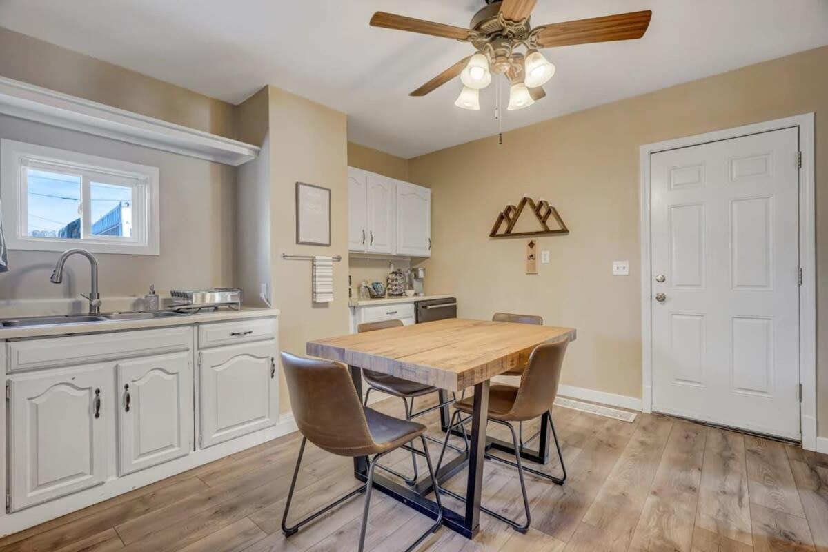 * Colorado Draft House * Smart Tvs * Self Entry * Villa Colorado Springs Exterior photo